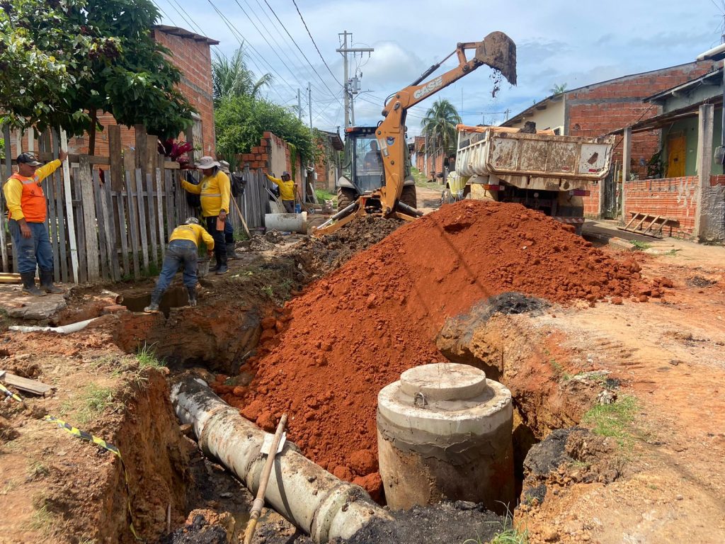Prefeitura de Rio Branco realiza recuperação de drenagem no Bairro Plácido de Castro e pavimentação na Avenida Sobral 1 dcfdf3f0 17df 42a6 9e7b 85882d38ed09