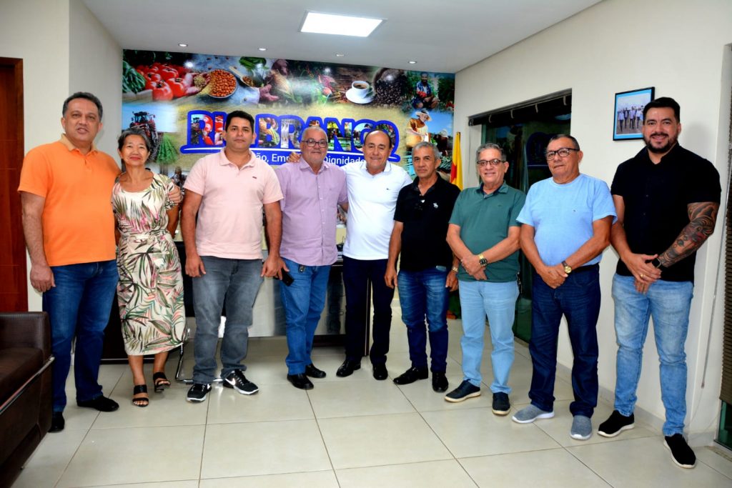 Prefeito de Rio Branco se reúne com empresários do setor moveleiro para valorizar produção local 10 2f1f4920 1ca8 4dd9 8485 d7abc6650a8a