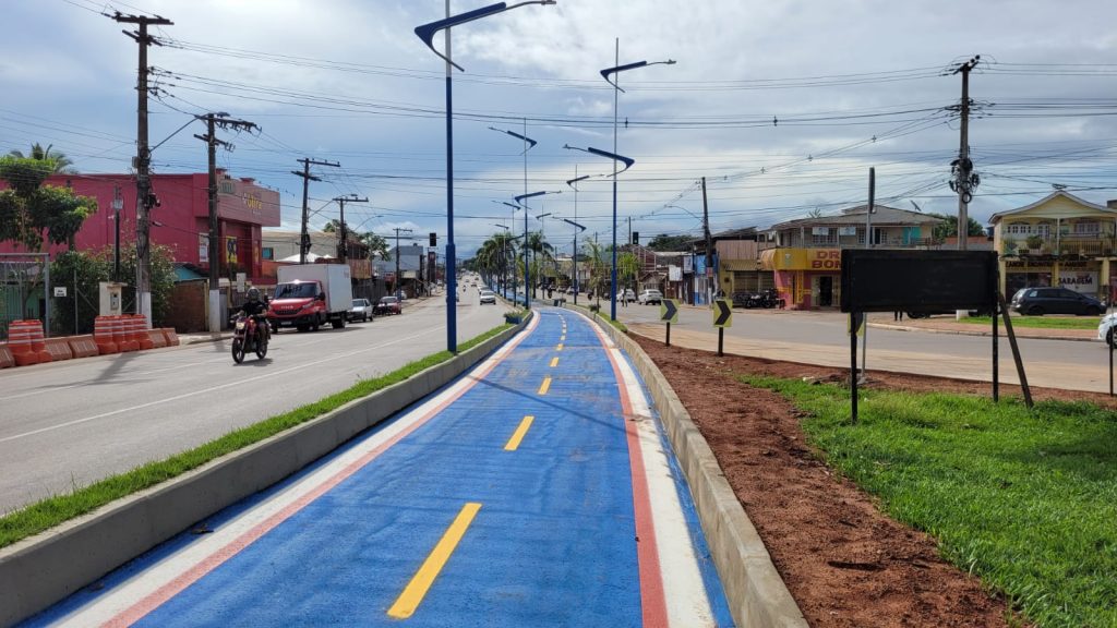 Prefeitura de Rio Branco finaliza primeira etapa da ciclovia na Chico Mendes 1 ACABAMENTO CICLOVIAJL 23 27