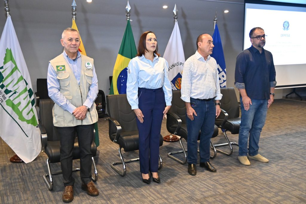 Prefeito de Rio Branco participa de workshop promovido pelo Calha Norte e Amac 4 EVENTO CALHA NORTE RR25 1