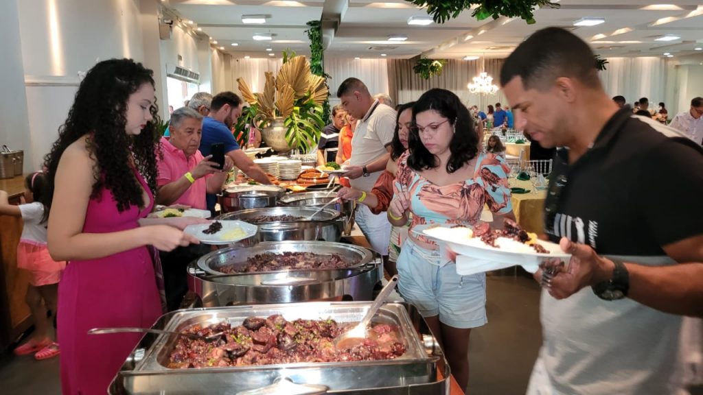 Prefeito de Rio Branco prestigia feijoada do Sindmed/AC e ouve elogios da categoria 5 Feijoada 12
