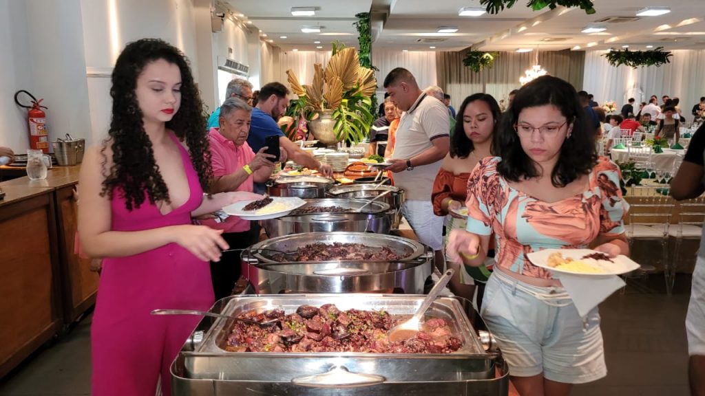 Prefeito de Rio Branco prestigia feijoada do Sindmed/AC e ouve elogios da categoria 7 Feijoada 16