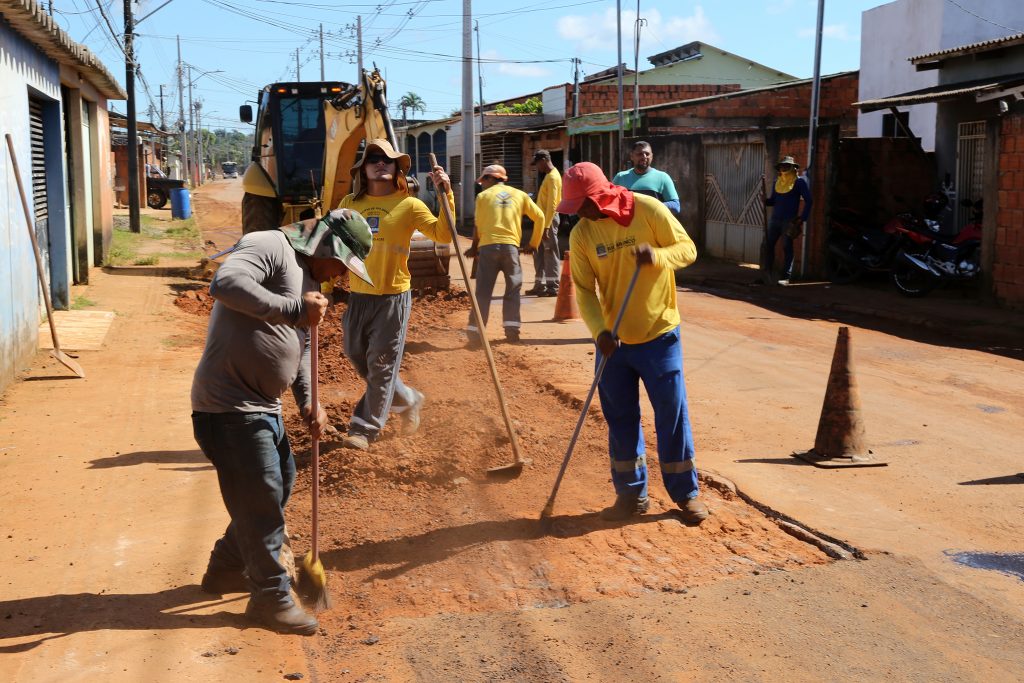 Obras pontuais de recuperação de vias públicas estão em fase de conclusão da primeira etapa 5 visita obra foto val fernandes 14