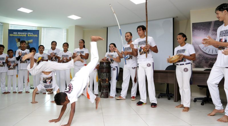 Prefeitura realiza Seminário Municipal alusivo a Semana da Conscientização Negra