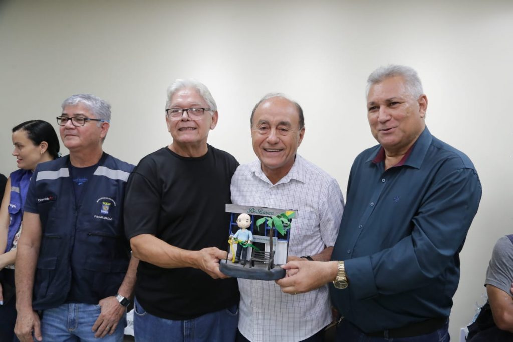 Lei do abono dos fiscais 10