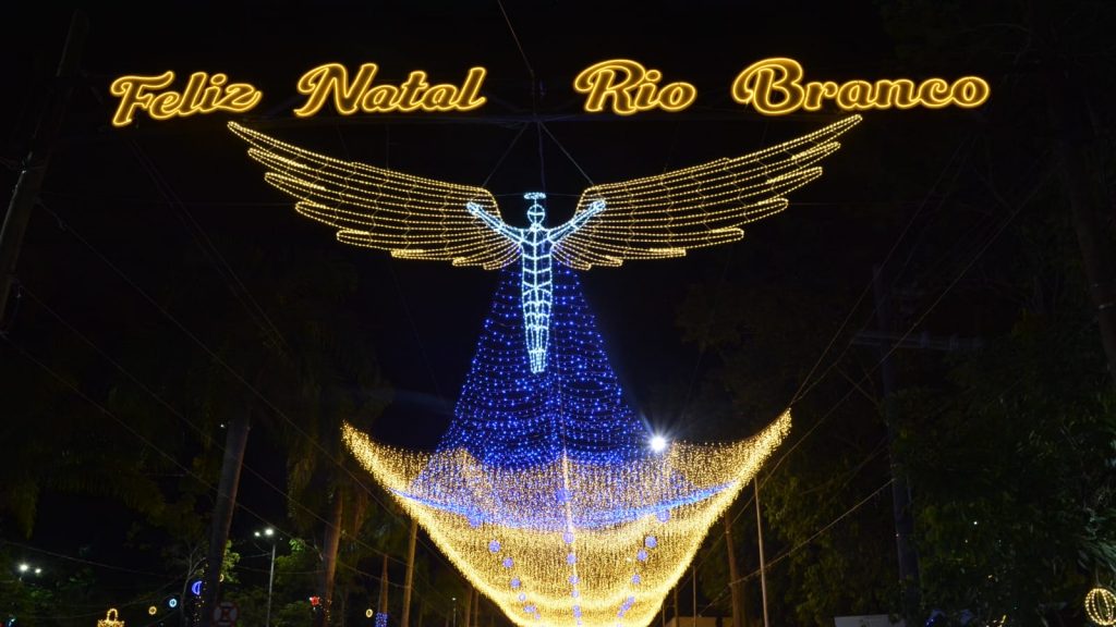 Rio Branco inicia preparativos para decoração natalina com foco em tecnologia e surpresas 10 NATAL PRACA ED 09 26 e1760539803729