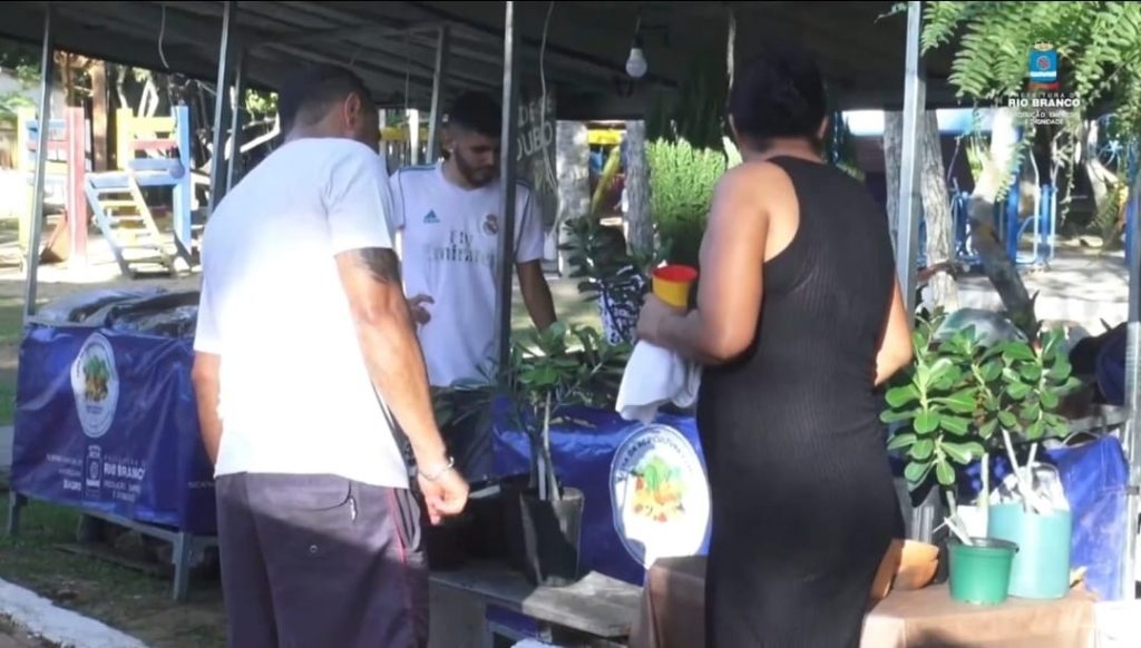 Feira Natalina de Economia Solidária permanece no Horto Florestal até 31 de dezembro 1 ff331e87 86bc 42e9 b91d 70783fee25d4
