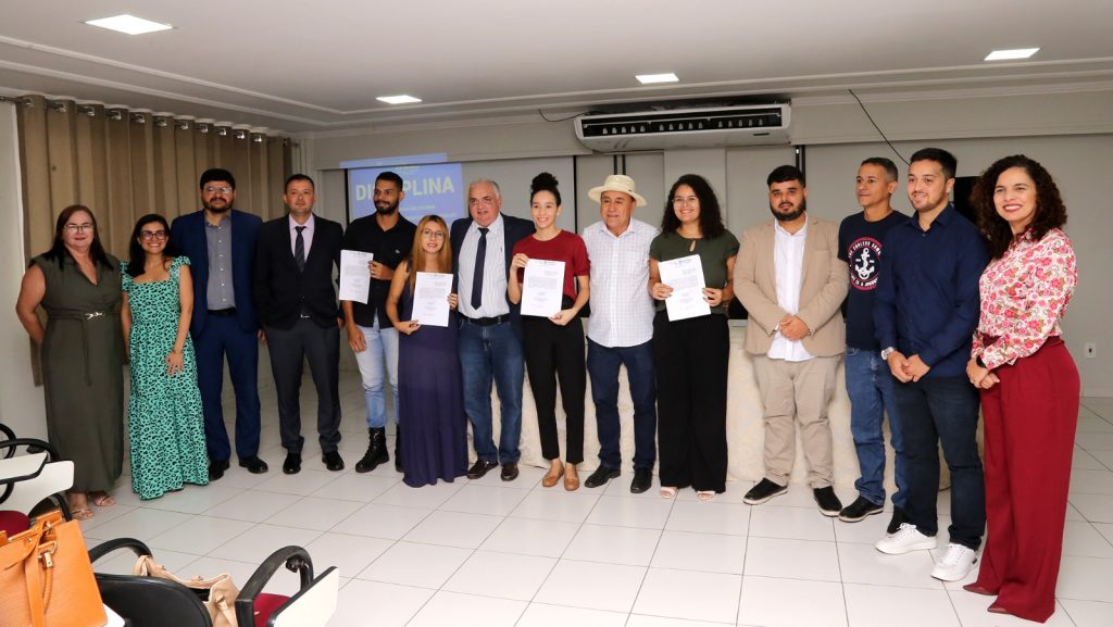 Concursados do RBPrev da Prefeitura de Rio Branco tomam posse 4 Posse RBPrev 19 e1704807393477