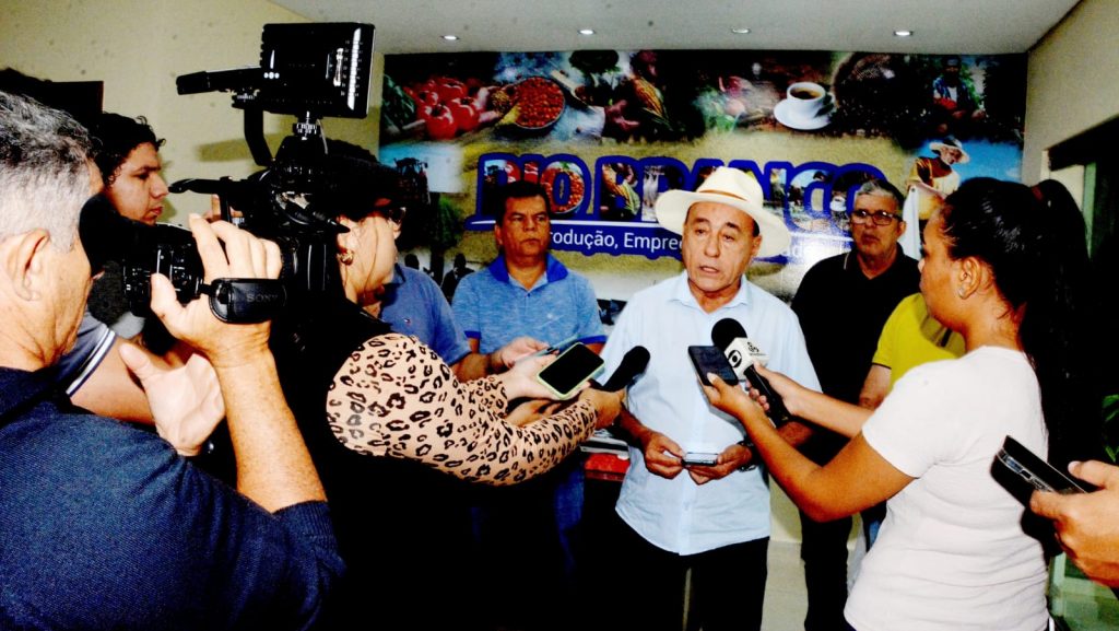 Coletiva 3 e1708790954365