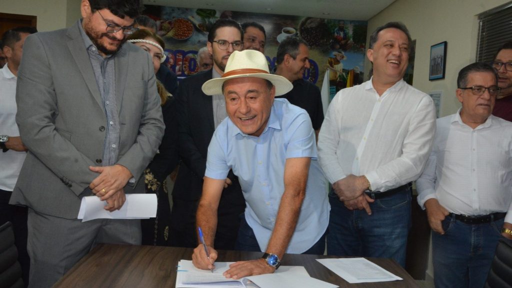 Prefeitura de Rio Branco anuncia novo concurso público para todas as áreas 6 Concurso 8 e1708643025328