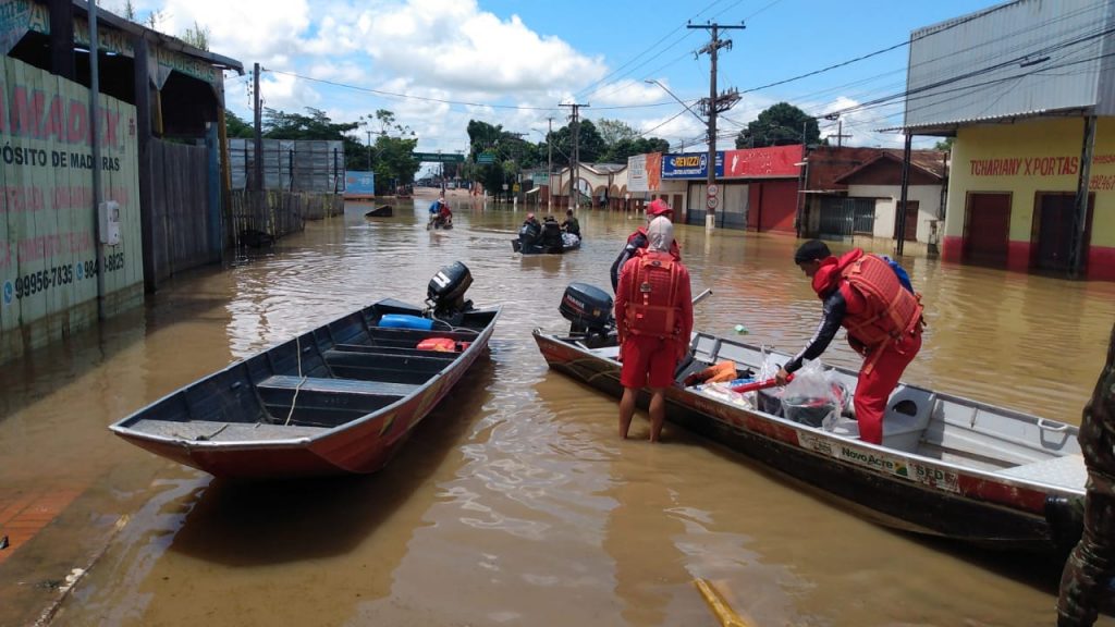 Ajuda humanitaria Baixada da Sobral 11