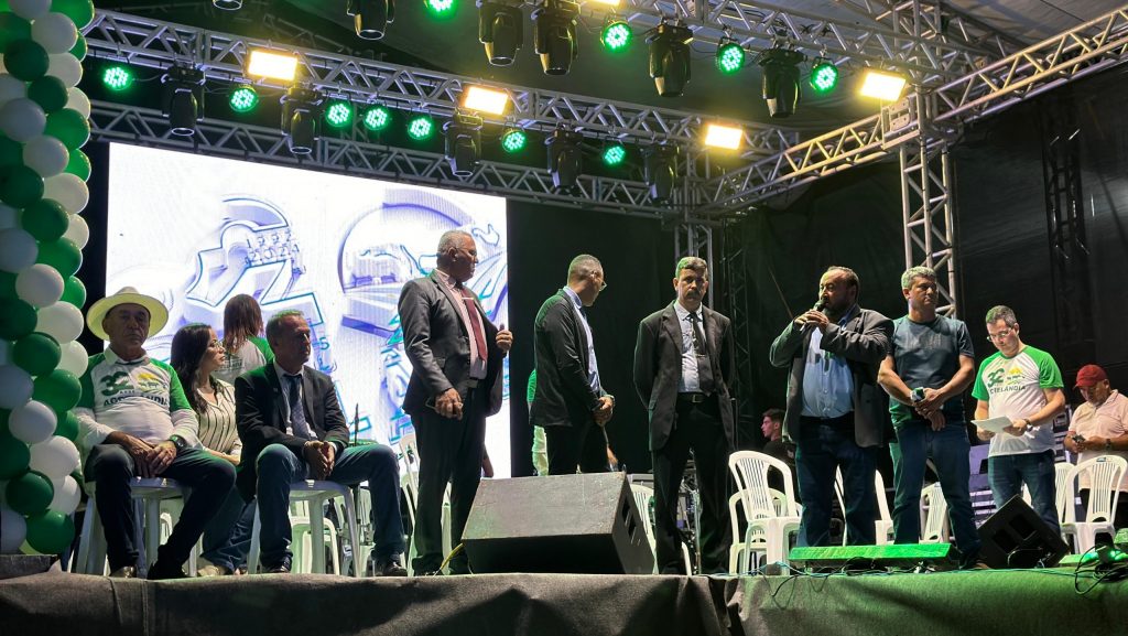 Prefeito participa das comemorações alusivas aos 32 anos do município de Acrelândia. 6 Acrelandia 39 scaled e1714333685536