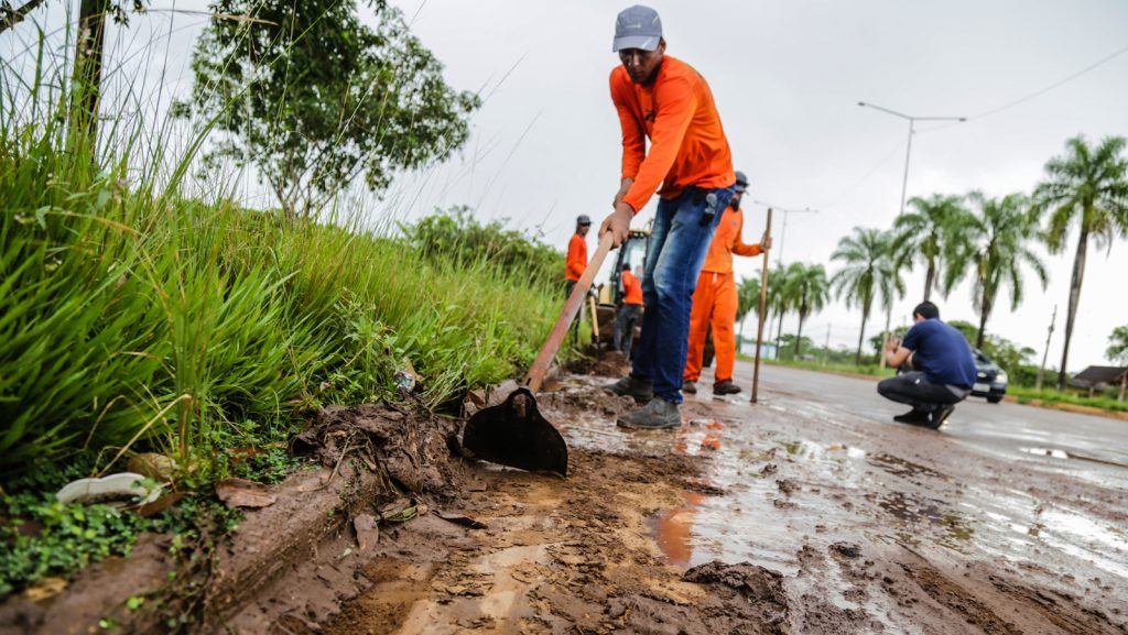 Programa Asfalta Rio Branco inicia obras na regional do Segundo Distrito 4 Asfalta Segundo Distrito 10 e1712804214122