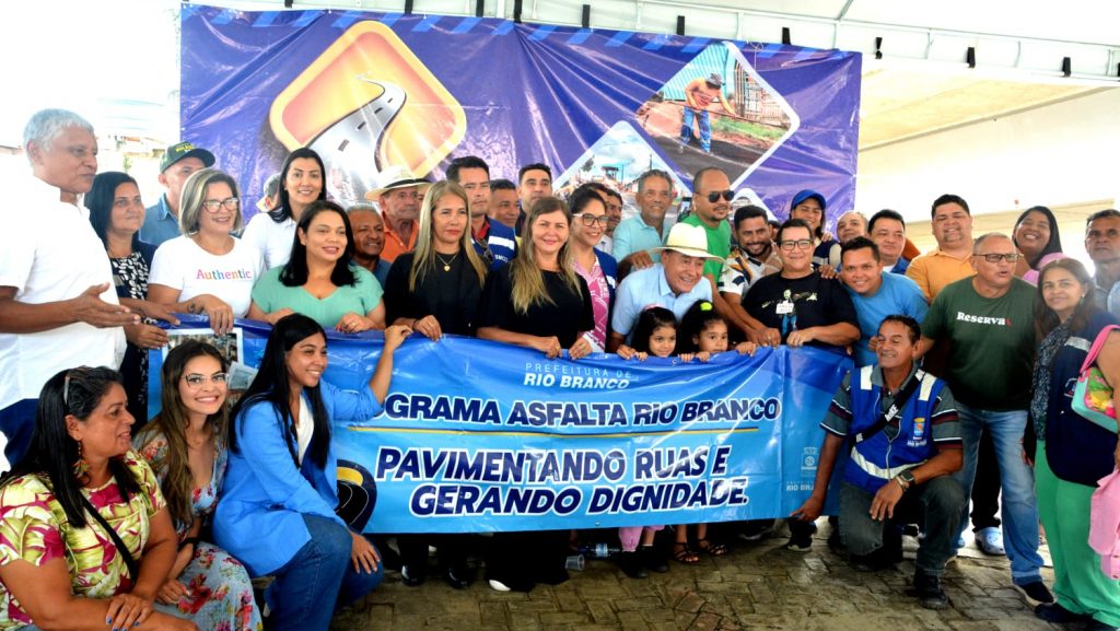 Prefeitura assina ordem de serviço do Asfalta Rio Branco para a regional da Cadeia Velha 5 Asfalta regional da Cadeia Velha 14 e1712610501173