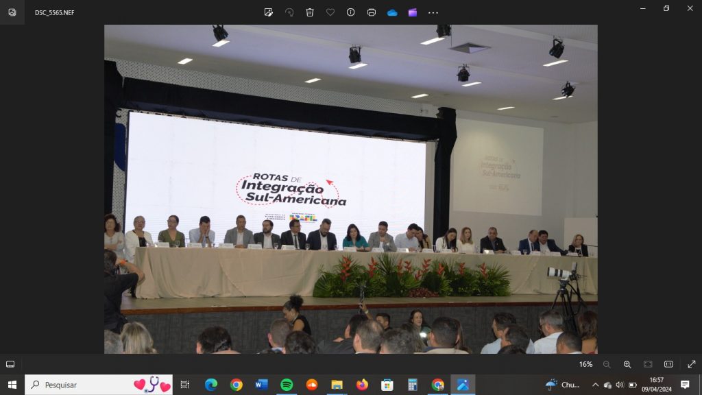 Prefeito e Ministros debatem integração sul-americana em evento em Rio Branco 1 e59bea33 0026 47a4 a3ca 0a325fa8f71b