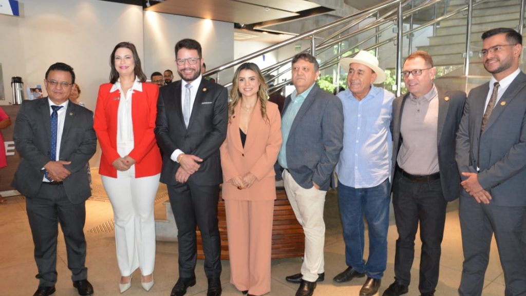 Prefeito de Rio Branco prestigia 1º Encontro Nacional de Presidentes das Juntas Comerciais no Acre 2 ENCONTRO JUCEACED22 9 e1716407866977
