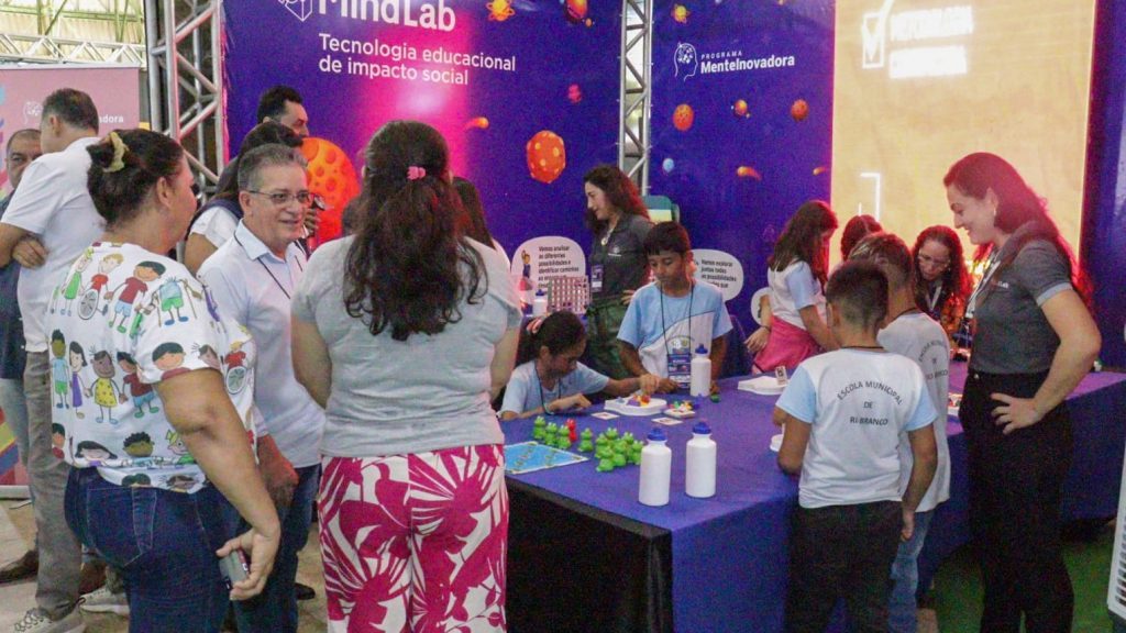 Feira Tech Jovem 2024 atrai centenas de visitantes e autoridades no segundo dia de evento 2 TecJovem 27 e1718636534452