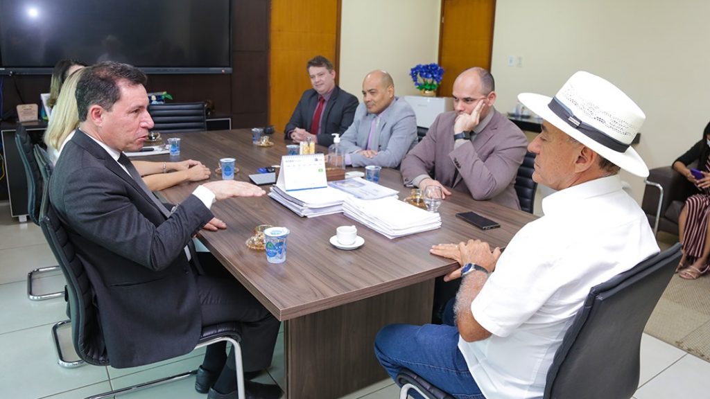 Presidente do TJAC e fortalecem lacos institucionais 4 e1729869647483