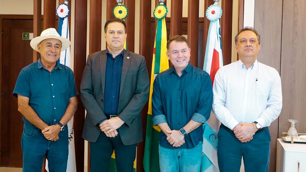 Prefeito de Rio Branco visita presidente do Tribunal de Contas do Estado do Acre 7 REUNIAO TCE MA 21 5 e1729603312951