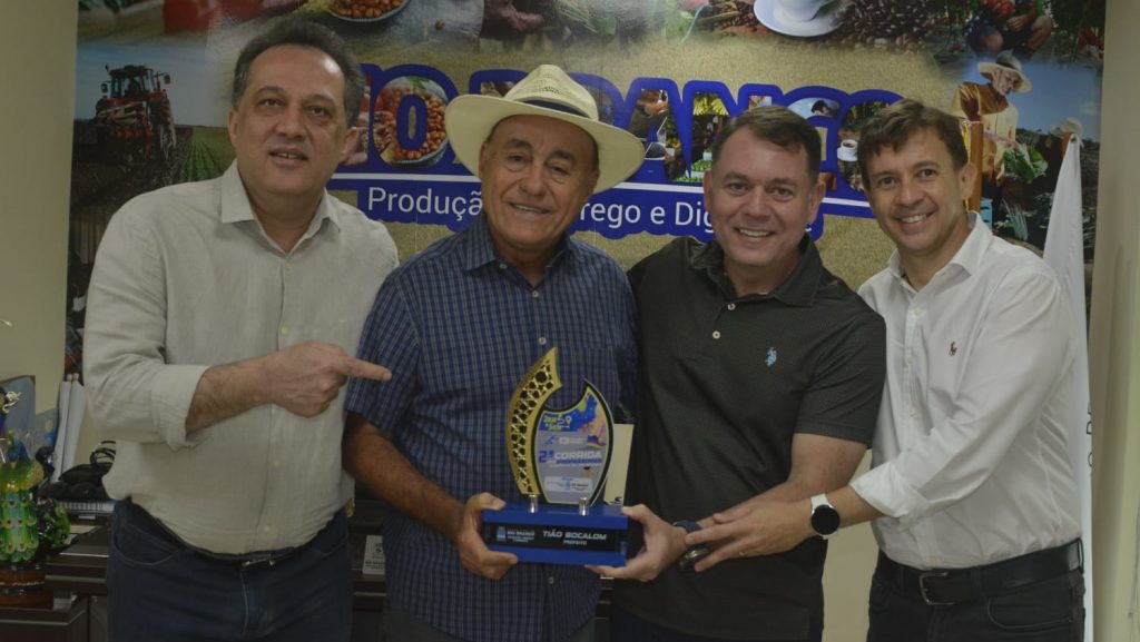 Visita deputado Federal 8 e1729005178399