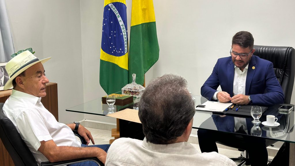 Prefeito e Governador se reúnem para discutir sobre obras estruturantes na capital 8 43d60281 8d21 4cb9 b5c5 3c100c2e2753 scaled e1732205868562