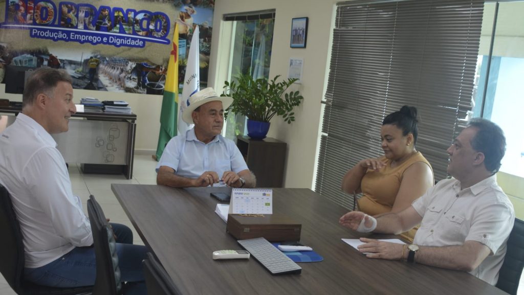Prefeito de Rio Branco recebe visita de CEO do Grupo Rede Amazônica 3 fdffeb52 71b8 40de 925d b166a753c7df e1732315446438