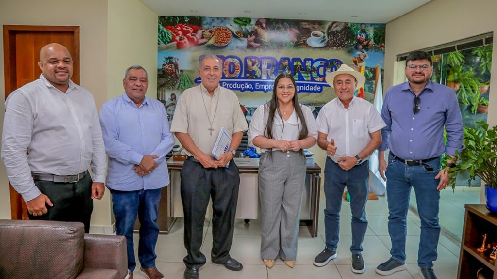 Prefeitura de Rio Branco firma convênio com Hospital Santa Juliana para realização de cirurgias eletivas 3 fc7a94a5 adc6 40e1 9409 03b3523781b2 e1733783745474