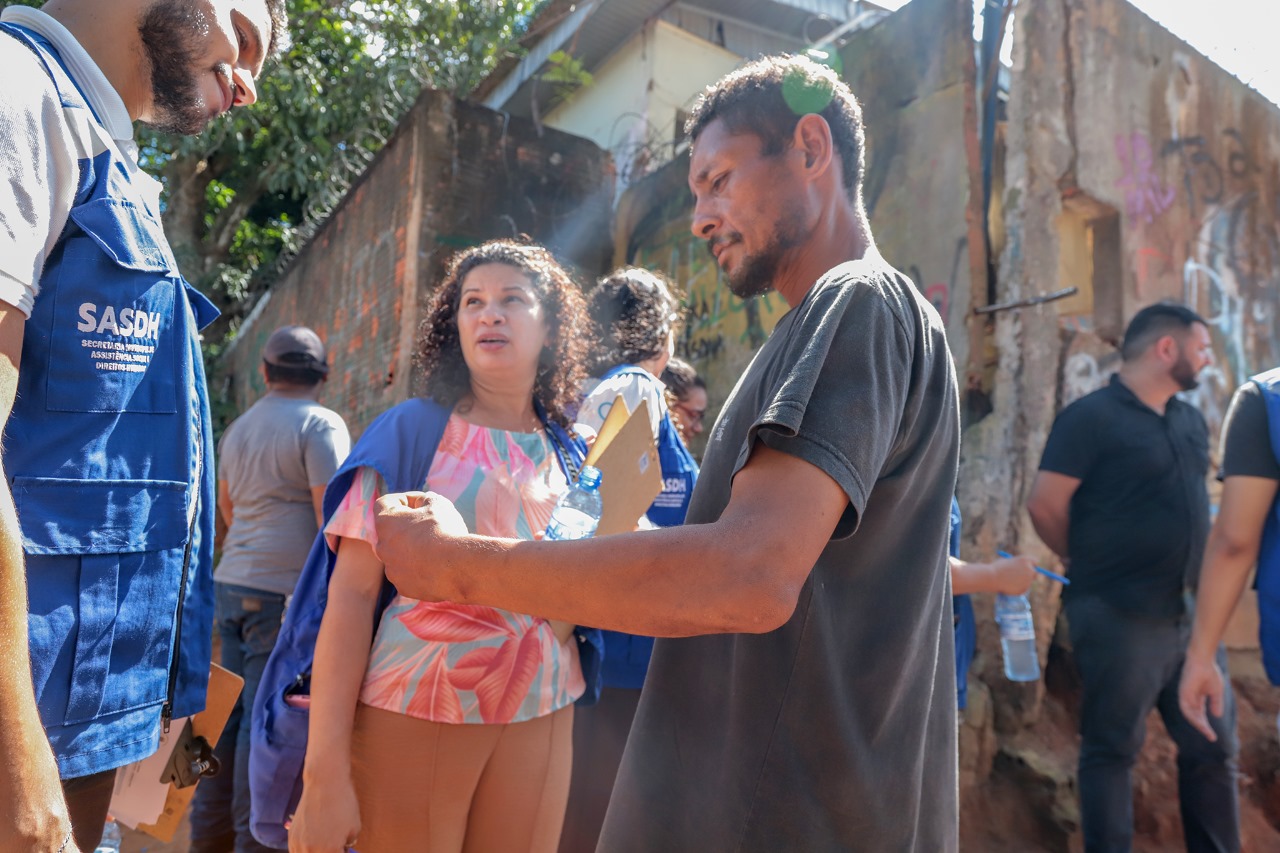 Prefeitura amplia serviço de abordagem social para atender pessoas em situação de vulnerabilidade 1 Busca ativa populacao em situacao de rua 24