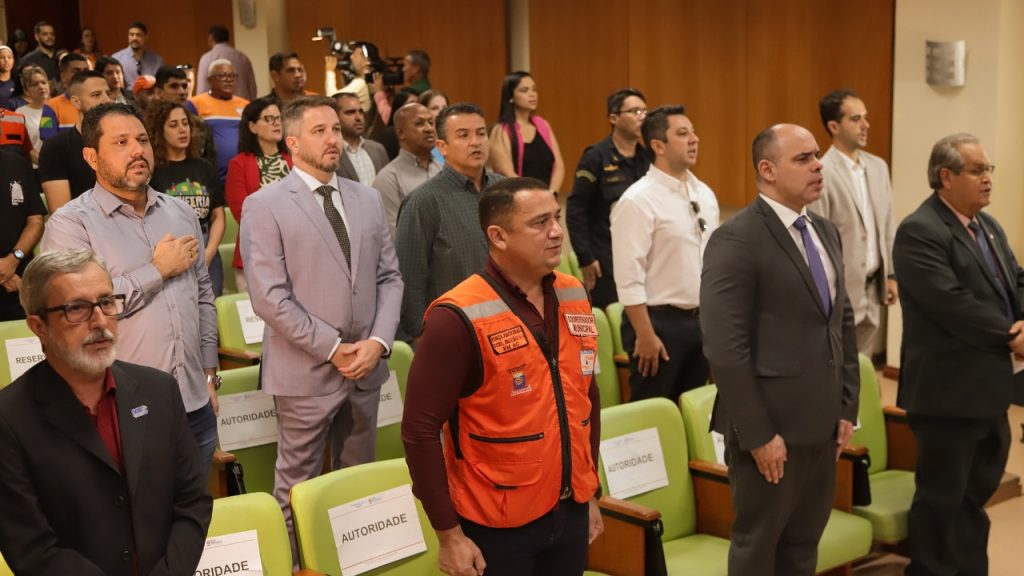Prefeitura de Rio Branco participa de encontro para fortalecer a Defesa Civil da capital 4 Encontro para fortalecer a Defesa Civil 7 e1748460355449