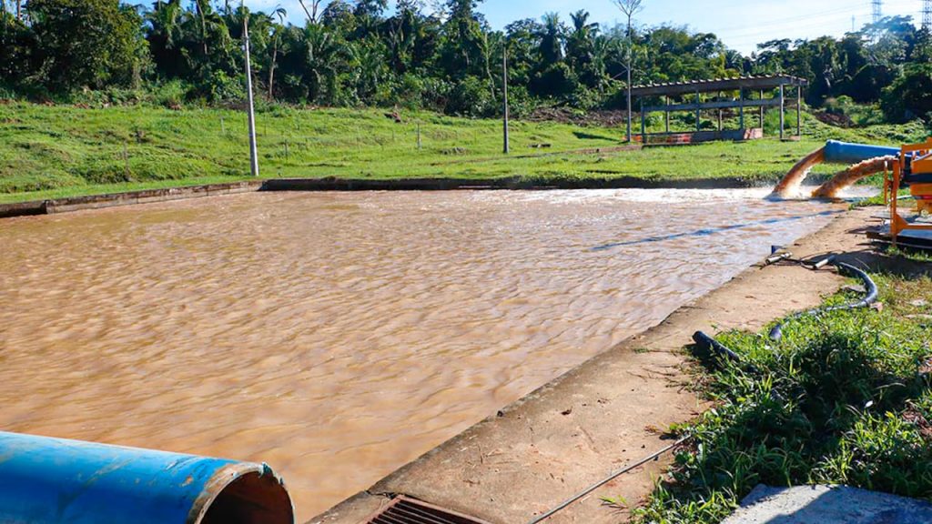 Saerb explica redução temporária na distribuição de água em Rio Branco devido a alta turbidez causada pelas chuvas 9 Reestruturacao do sistema de captacao da ETA 2 15 e1760566937759