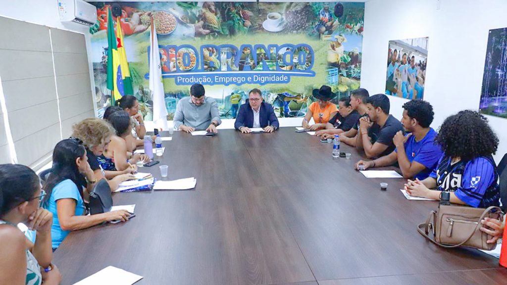 Prefeitura de Rio Branco dialoga com Sinteac e MPAC sobre greve dos professores municipais 6 Sinteac 8 e1747949904387