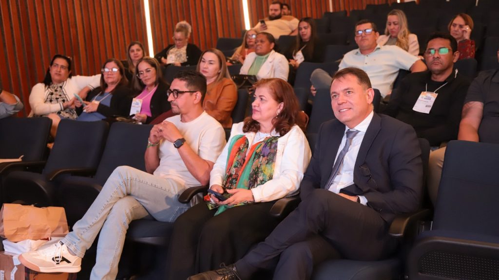 Prefeitura de Rio Branco participa do XIX Fórum Estadual da Undime/Acre 3 XIX Forum Estadual da Undime 12 e1748909097358