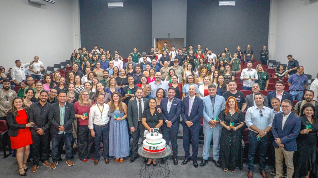 Prefeito de Rio Branco prestigia 15 anos de fundação do Instituto Federal do Acre 1 15 ANOS IFAC MA18.06 10 e1750358871679