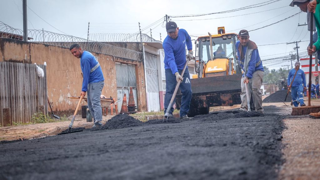 Prefeito destaca avanço das obras de recuperação viária em Rio Branco: “Estamos trabalhando como nunca” 4 Avanco das obras de recuperacao 14 e1750972405867
