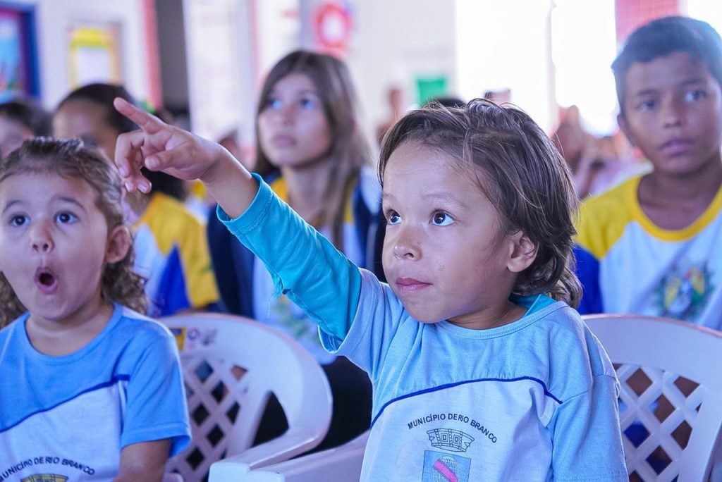 Educacao ambiental e acolhimento infantil em acao 9