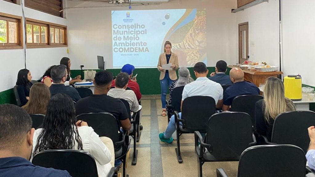 Prefeitura de Rio Branco empossa nova composição do Comdema durante 58ª Reunião Ordinária 3 Posse nova composicao do Comdema 3 e1749847621367