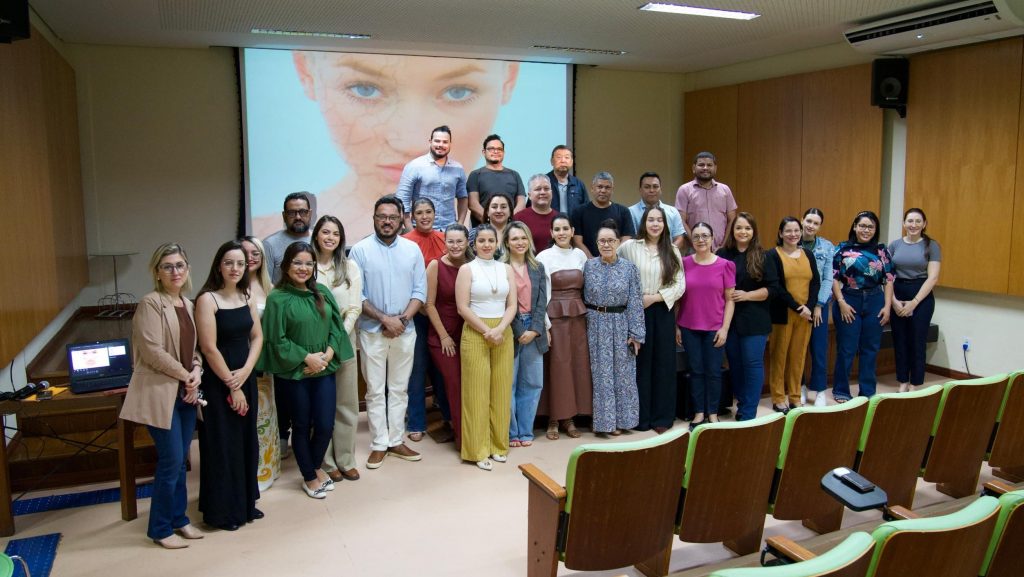 Saúde municipal promove qualificação para aprimorar diagnóstico e tratamento de doenças de pele 1 Qualificacao para aprimorar diagnostico e tratamento de doencas de pele 4 e1751144825526