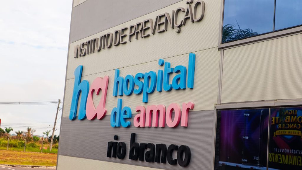 Prefeitura de Rio Branco conhece projeto inovador de prevenção ao câncer do Hospital de Amor 10 Visita Hospital de Amor 7 e1750109036826