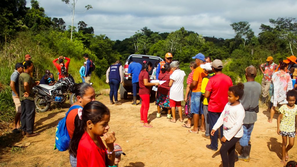 Prefeitura de Rio Branco realiza entrega de cestas básicas a 220 famílias da zona rural 2 Cestas basicas a 220 familias da zona rural 16 scaled e1751375403972