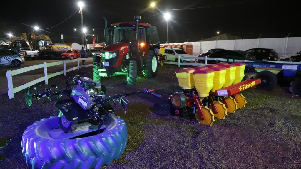 Prefeitura de Rio Branco apresenta ações e programas voltados ao fortalecimento da produção rural na Expoacre 2025 5 Fortalecimento da producao rural na Expoacre 7 e1753892639674