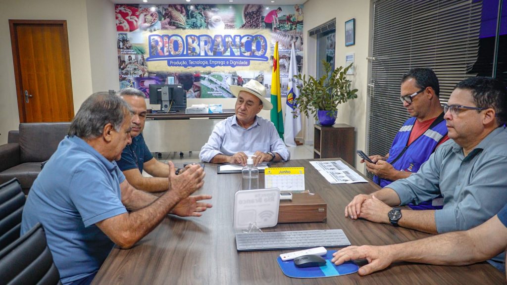 Prefeitura de Rio Branco e Governo do Estado alinham projeto integrado de saneamento básico e resíduos sólidos para todo Acre 6 Projeto integrado de saneamento basico 7 e1752250163854