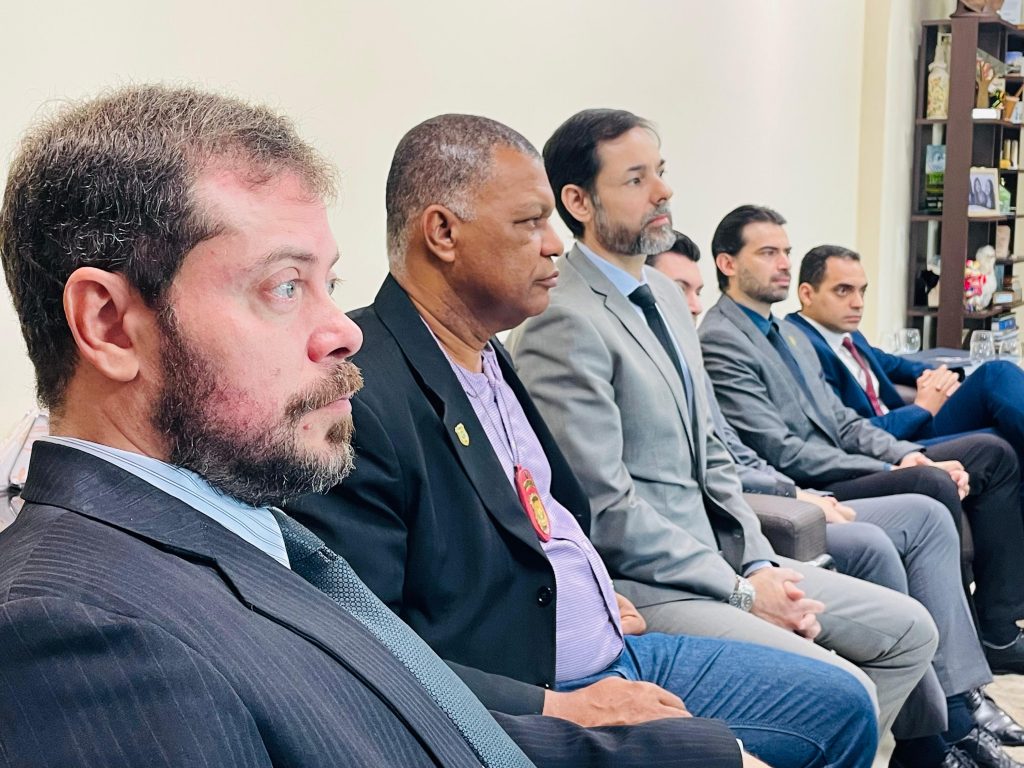 Terreno para construcao da sede propria Associacao dos delegados de Policia Civil do Acre 5