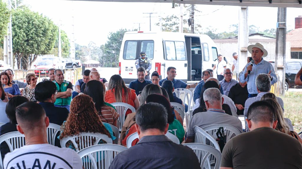 Prefeito e parlamentares participam de evento da FIEAC em agradecimento à redução do IPTU 2 WhatsApp Image 2025 07 17 at 10.11.57 e1752788734531