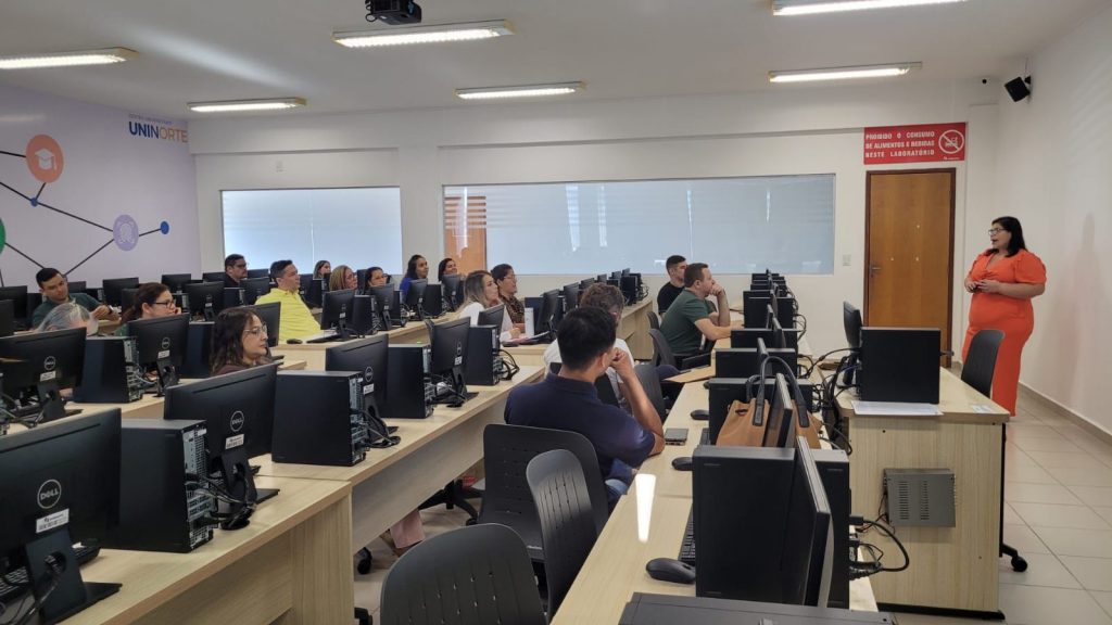 Prefeitura de Rio Branco investe na qualificação de profissionais da Saúde Bucal 6 e5391738 d314 4619 ad9e fbb9b649bd52 e1753645751171