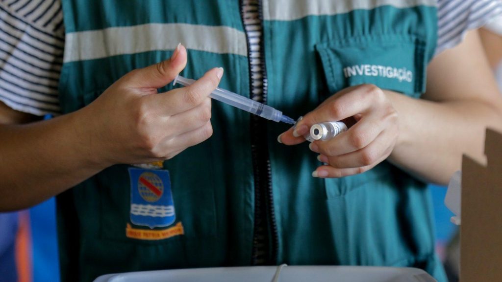 Prefeitura de Rio Branco elabora plano e reforça ações de prevenção contra o sarampo 2 vacinacao sarampo e1752526150895