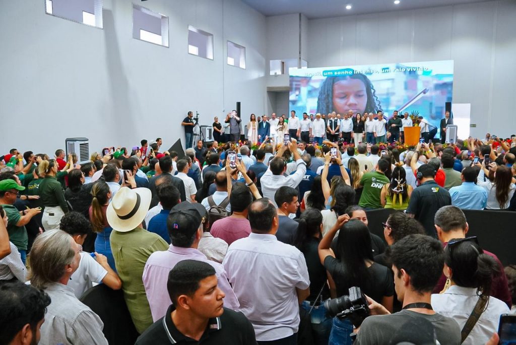 Vice-prefeito de Rio Branco participa de cerimônia federal que anuncia novos investimentos para o Estado 2 Foto da Visita do Presidente Lula ao Acre