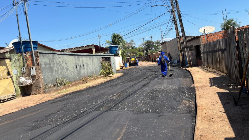 Prefeitura de Rio Branco segue com cronograma de manutenção permanente nos bairros da capital 8 IMG 20250811 WA0093 scaled e1754948383116