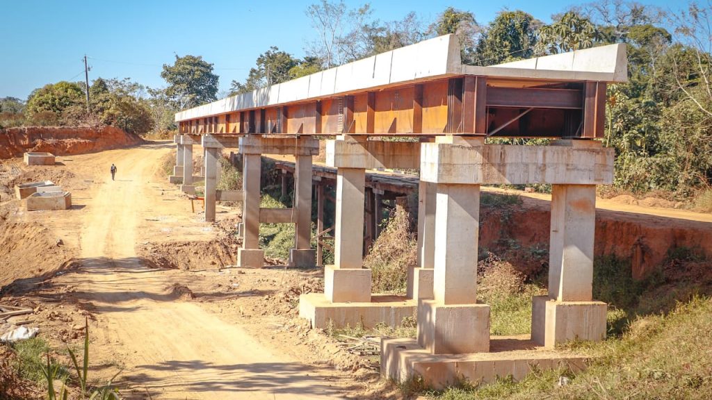 Prefeitura de Rio Branco realiza vistoria final na ponte sobre o Igarapé Caipora, na Transacreana 6 Ponte caipora4 6 e1755121542746