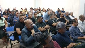 Foto de lideranças evangélicas na revisão do Plano Diretor Municipal