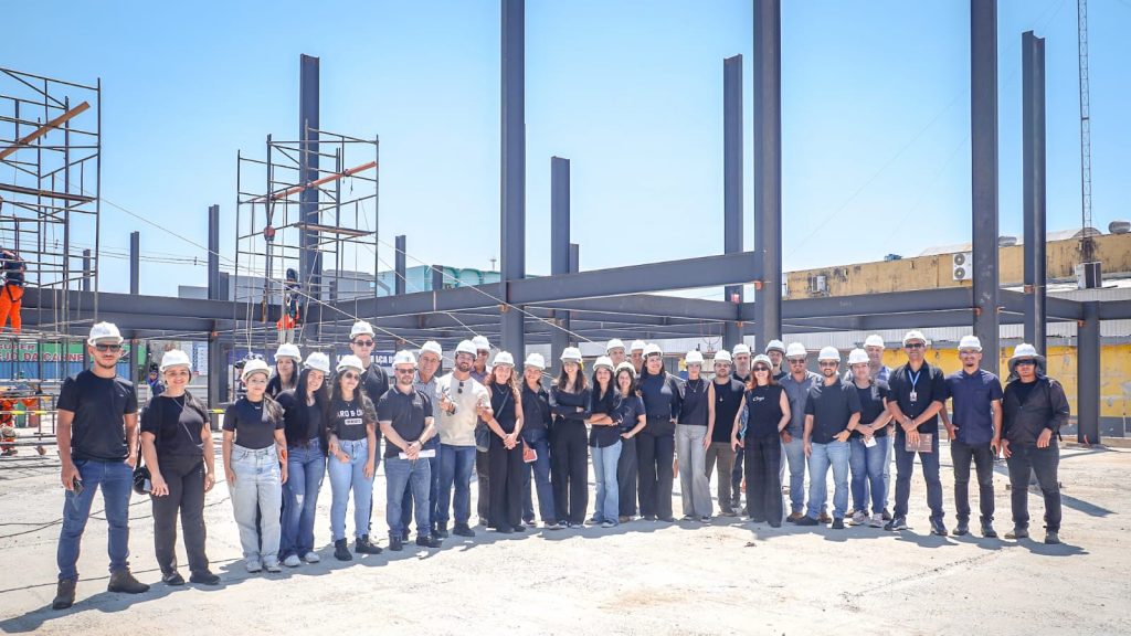 Visita a obra do Mercado Elias Mansour com Alunos da Uninorte 5 e1756323321831
